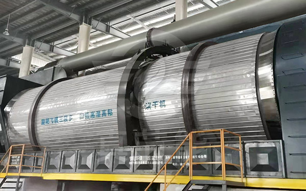 土豆渣烘干機(jī)運行現(xiàn)場